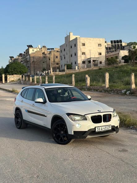 بي ام دبليو X1 2013 - صورة 1