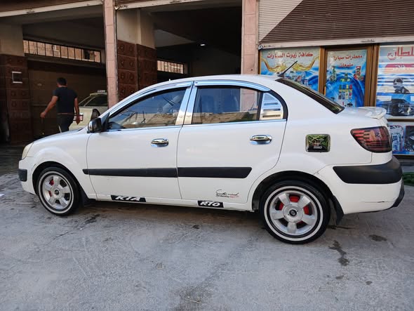كيا ريو 2008 - صورة 2
