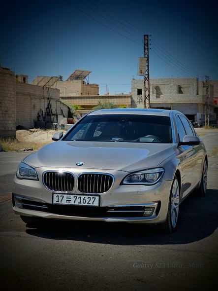 بي إم دبليو 750 2014 - صورة 2