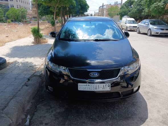 كيا سيراتو 2011 - صورة 2