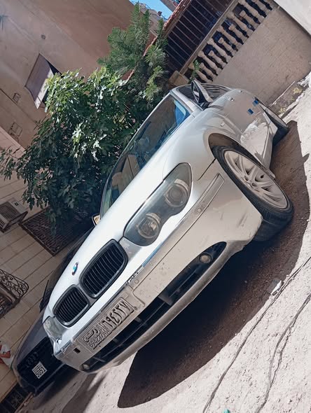 بي إم دبليو 730 2004 - صورة 2