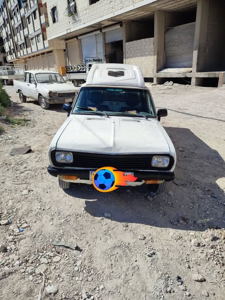 نيسان 1200 1993 - صورة 1