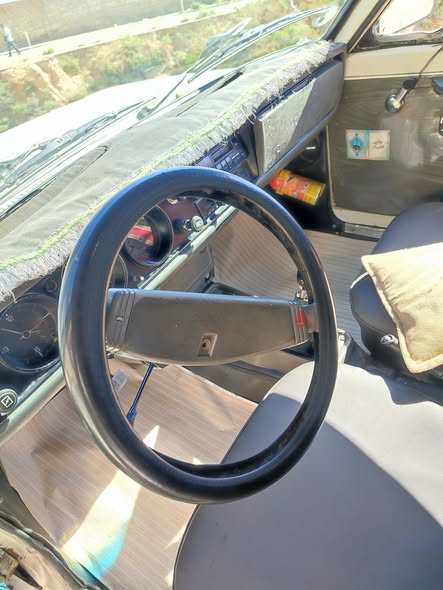 نيسان 1200 1993 - صورة 2