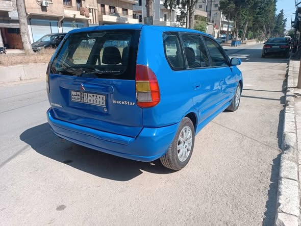 ميتسوبيشي سبيس ستار 1999 - صورة 4