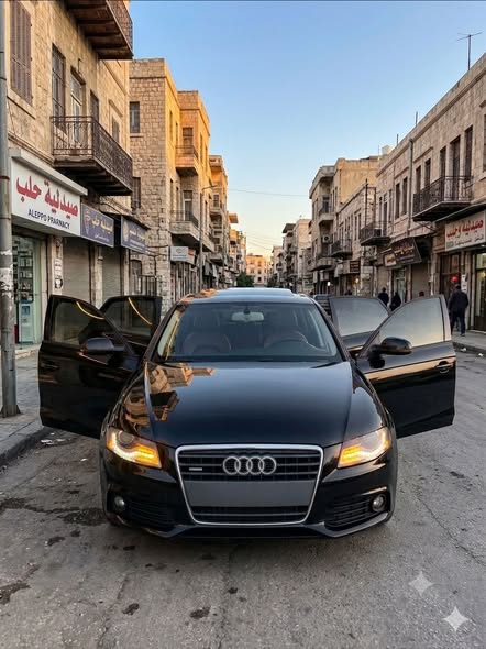 أودي A4 2012 - صورة 1