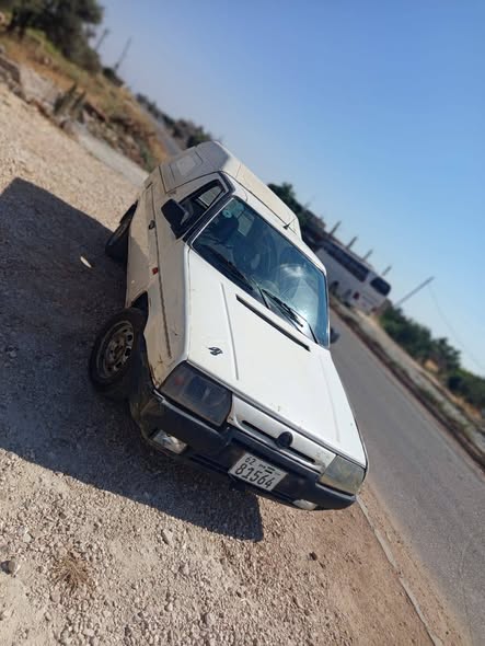 سكودا بيك أب 1995 - صورة 3
