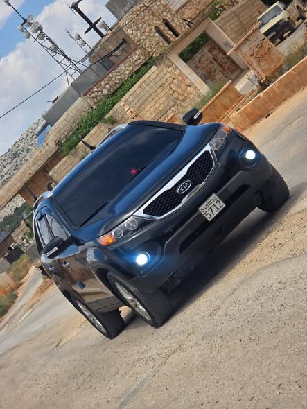 كيا سيرنتو 2010 - صورة 2