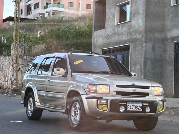 إنفينيتي QX4 1997 - صورة 4