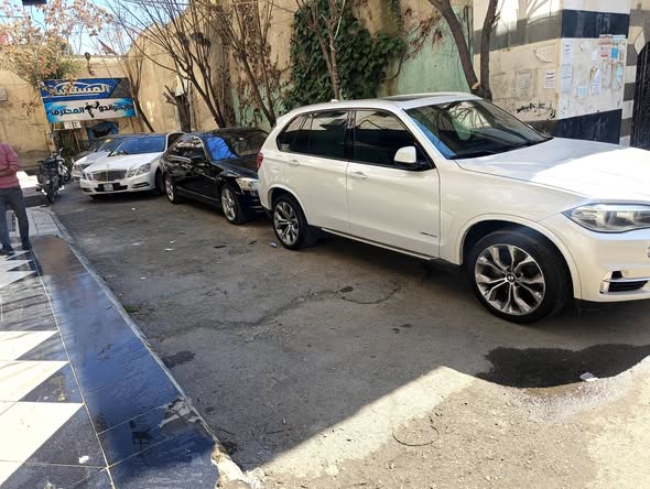 بي إم دبليو اكس 5 2014 - صورة 3