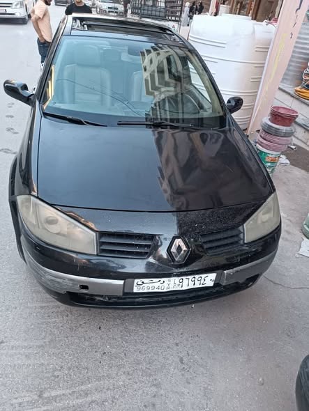 رينو ميغان 2005 - صورة 3