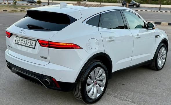 جاكور E-PACE 2019 - صورة 5