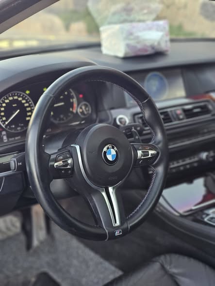 بي إم دبليو 520d 2012 - صورة 3