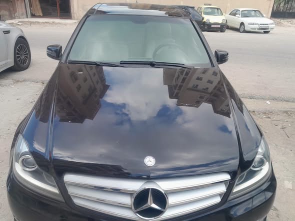 مرسيدس c200 2010 - صورة 3
