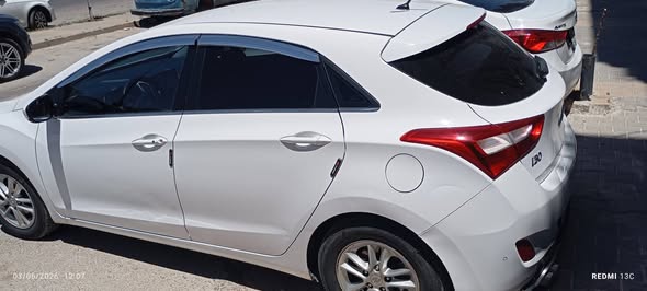 هيونداي i30 2015 - صورة 4