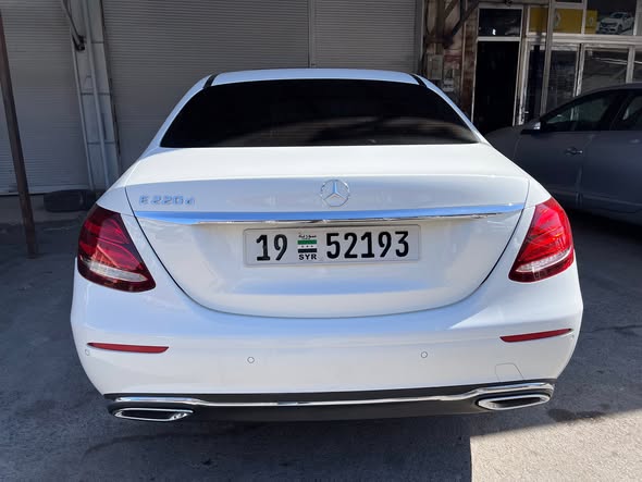 مرسيدس E220 2018 - صورة 3