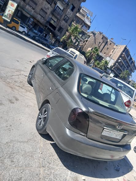 تويوتا ايكو 2005 - صورة 3
