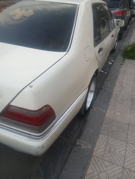 ميرسيدس 500 1992 - صورة 3