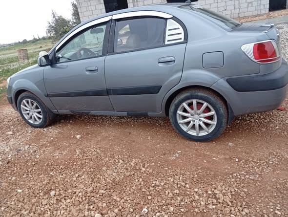 كيا ريو 2009 - صورة 2