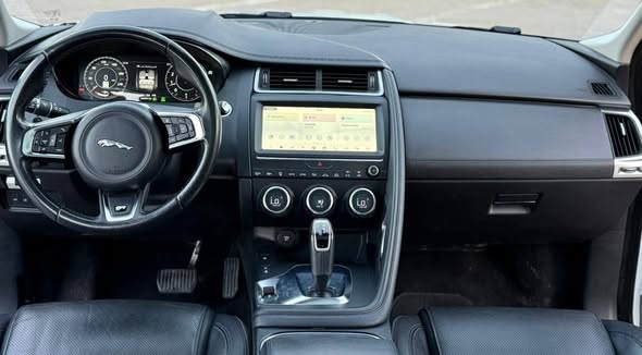 جاكوار E-PACE 2019 - صورة 3