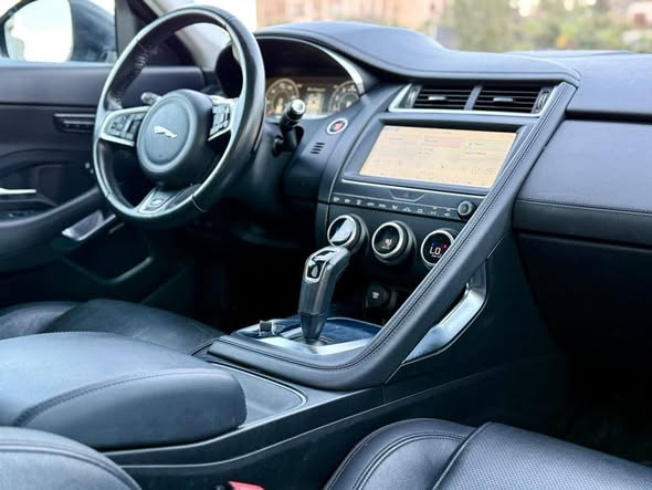 جاكوار E-PACE 2019 - صورة 4