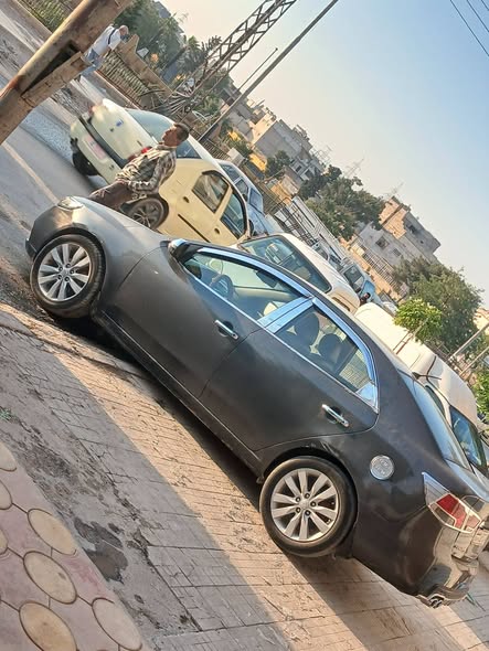 كيا فورتي 2011 - صورة 2