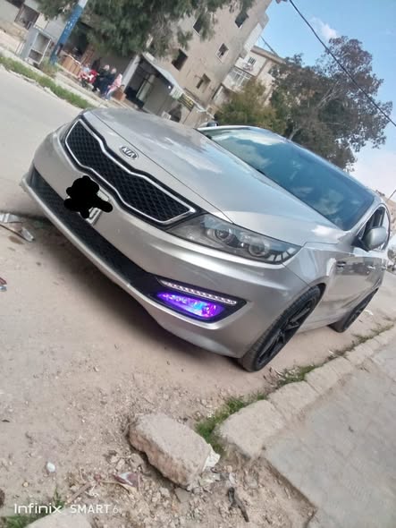كيا K5 2011 - صورة 3