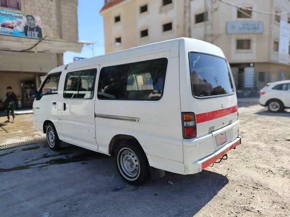 ميتسوبيشي L300 2013 - صورة 4