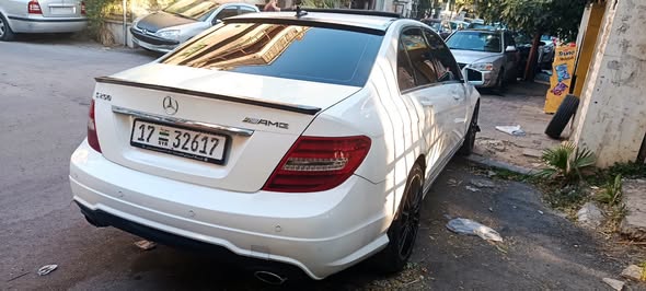 مرسيدس C250 2012 - صورة 5