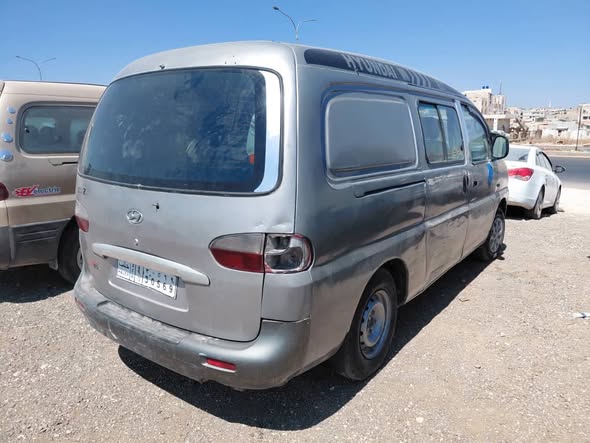 هيونداي H-1 2005 - صورة 3