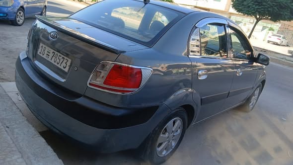 كيا ريو 2009 - صورة 5