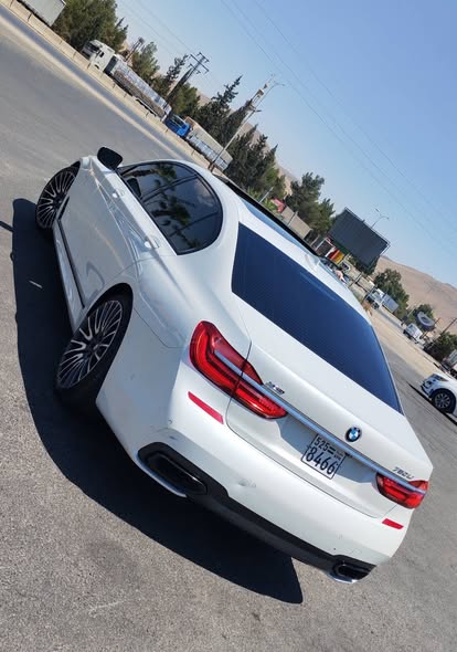 بي إم دبليو 750 2016 - صورة 4