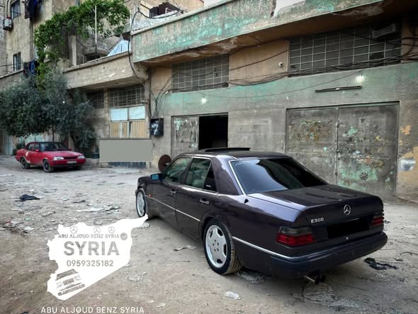 مرسيدس E300 1985 - صورة 2