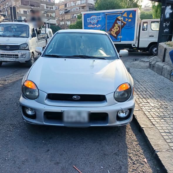 سوبارو امبريزا 2002 - صورة 2