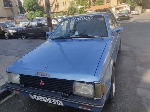 ميتسوبيشي لانسر 1983 - صورة 2