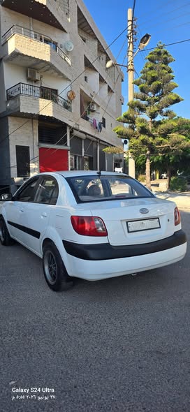 كيا ريو 2010 - صورة 3