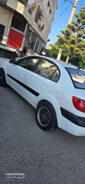 كيا ريو 2010 - صورة 5