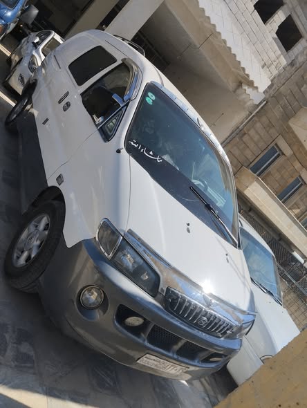 هيونداي اتش 1 1999 - صورة 4