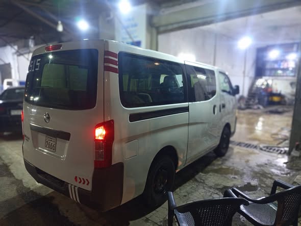 نيسان NV350 2013 - صورة 3