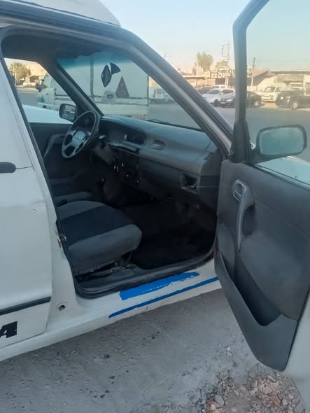 سكودا Pickup 1998 - صورة 3