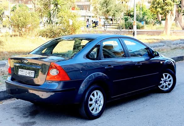 فورد فوكس 2008 - صورة 3