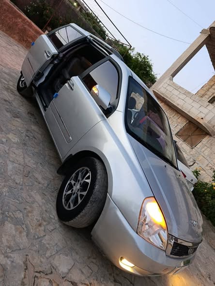 كيا كرنفال 2013 - صورة 1
