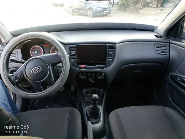 كيا ريو 2011 - صورة 1