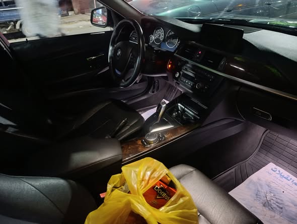 بي إم دبليو 328i 2015 - صورة 5
