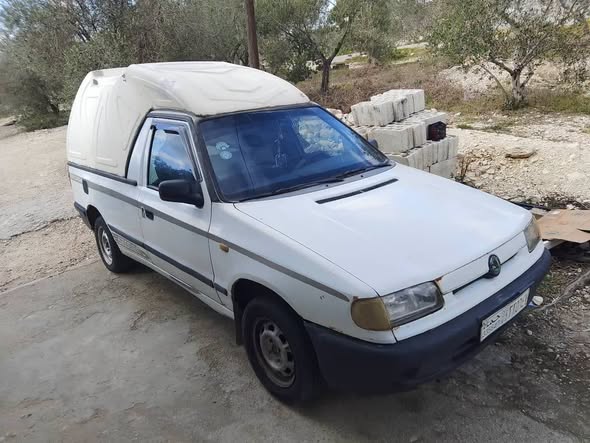 سكودا بيك أب 1996 - صورة 2