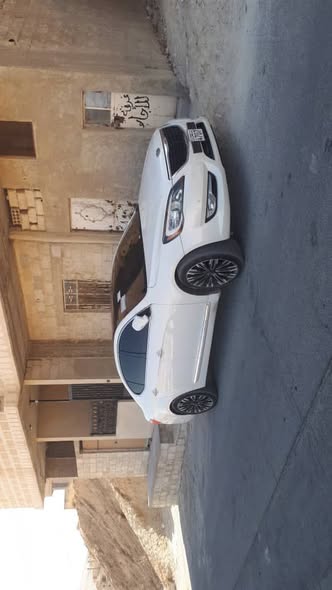 كيا كادينزا 2013 - صورة 2