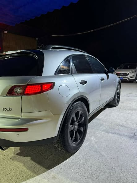 انفنتي FX35 2005 - صورة 2