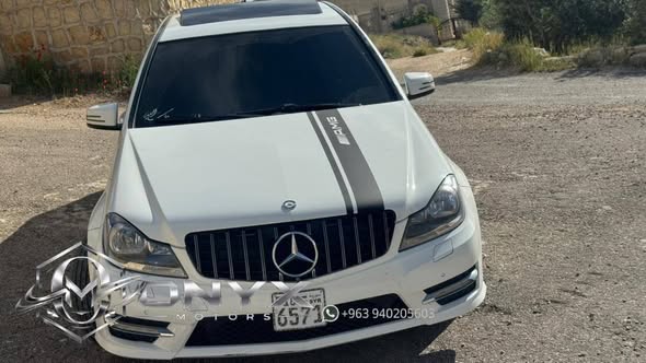مرسيدس C300 2012 - صورة 5