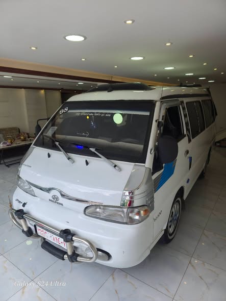 هيونداي H100 1998 - صورة 1