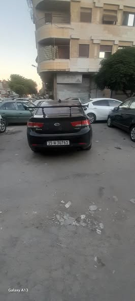 هيونداي افانتي 2012 - صورة 1