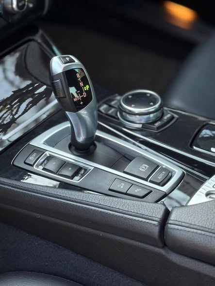 بي إم دبليو 520d 2013 - صورة 5